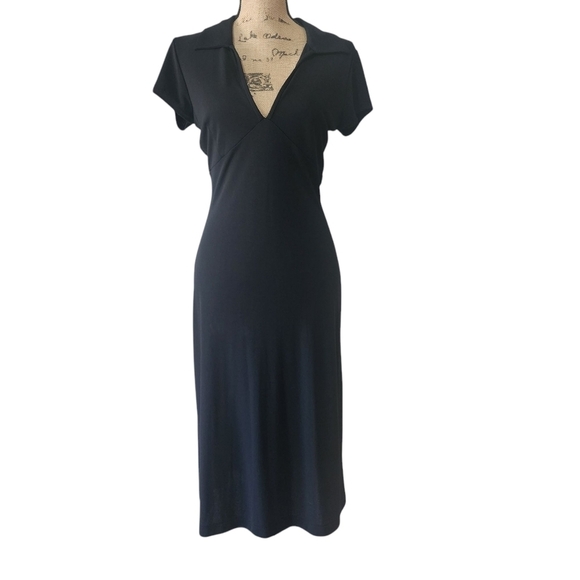Banana Republic Dresses & Skirts - Banana Republic Black Collared Midi Dress - Medium